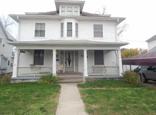 206 E 3rd St, Carrollton, MO 64633