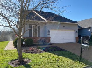 7323 Stonewolf Ridge Ct, Fairview Heights, IL 62208