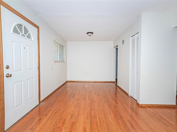 4th image of 4519 Stallard Ct