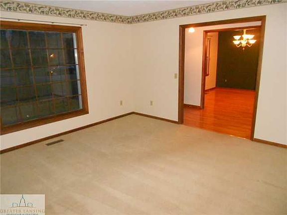 4th image of 5939 E Blythefield Dr