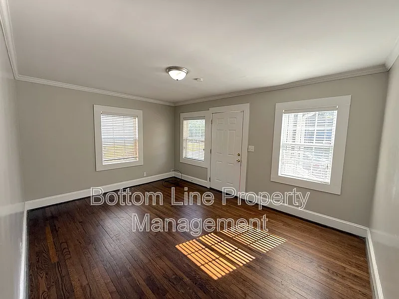 2 bed, 1.0 bath, 768 sqft, $1,495 — Photo 3