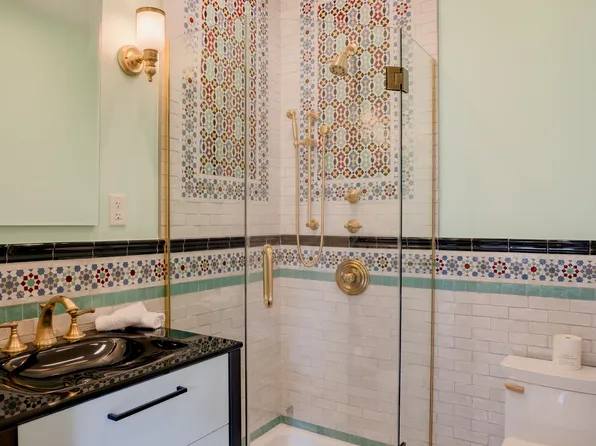 143 East 19th Street image 10 of 16