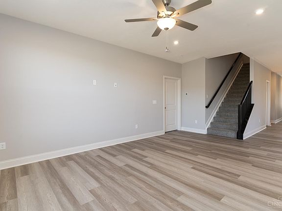 5th image of 2481 Bartram Ln
