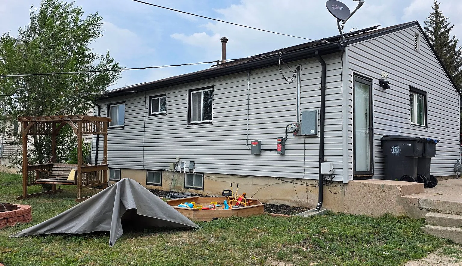 116 King Ct — Photo 2
