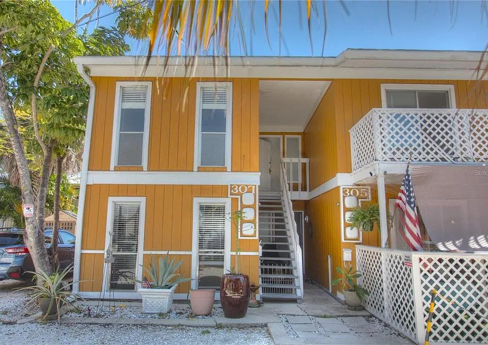 307 S Osprey Ave #307