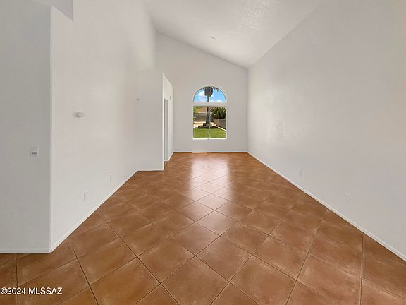 4th image of 4999 W Didion Dr