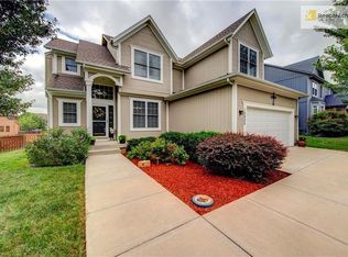 15605 W 154th St, Olathe, KS 66062