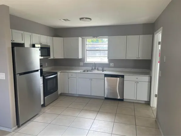 1710 N Country Club Rd, Stillwater, OK 74075