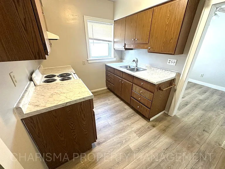 GEPC Properties Plex — Photo 15
