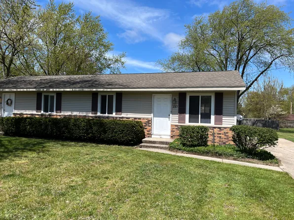 237 Franklin St, Holland, MI 49424