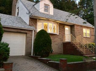 700 Chestnut St, Secaucus, NJ 07094