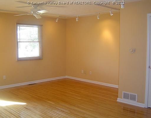 5th image of 20 Deer Valley Dr #6