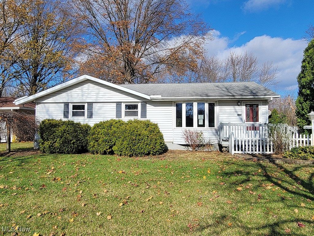 26914 Westwood Ln, Olmsted Township, OH 44138 | Zillow