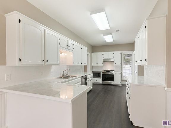 5th image of 40351 Woodland Ave