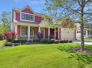 840 Columbine Dr, Elgin, IL 60124