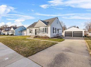 1210 Thorndale St, Green Bay, WI 54304