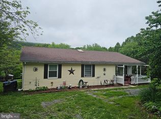 2596 Detour Rd, Great Cacapon, WV 25422