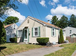 49 Royland Rd, Warwick, RI 02889