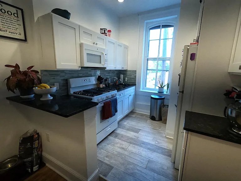 1900 Mount Vernon St #2-R — Photo 1
