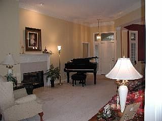 5th image of 14228 Benson St