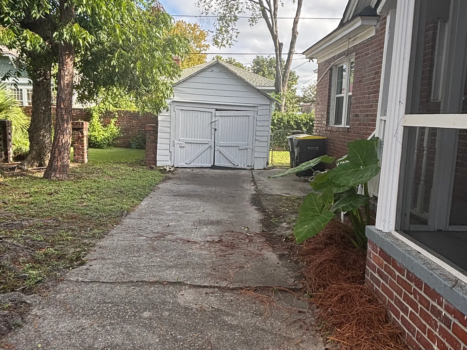 1 bed, 850 sqft, $1,400 — Photo 2