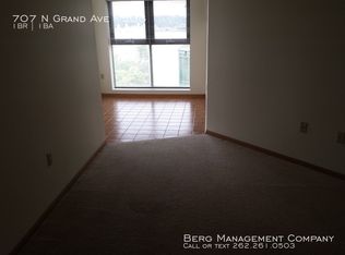 707 N Grand Ave APT 503, Waukesha, WI 53186