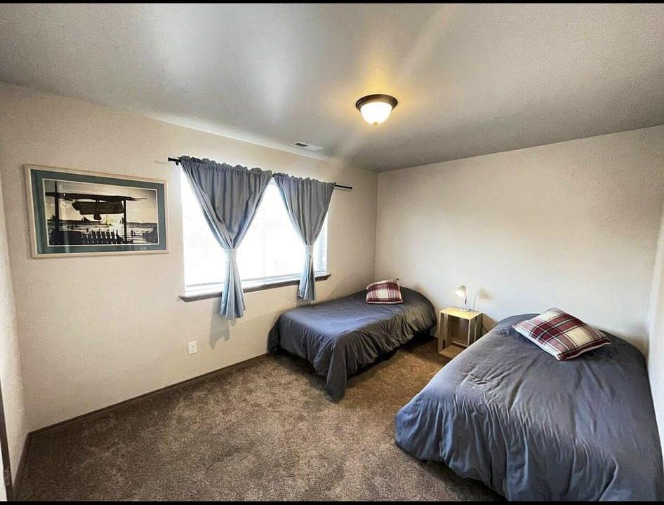1st image of 1071 N Alvin Ct #B