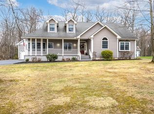 56 Old Lyman Rd, South Hadley, MA 01075
