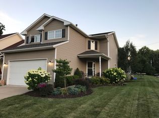 3544 Curtis St, Mogadore, OH 44260