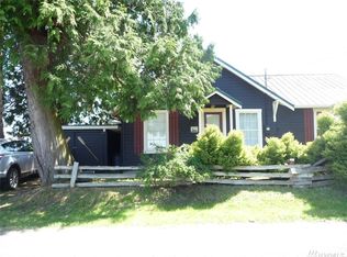 2000 Lotzgesell Rd, Sequim, WA 98382