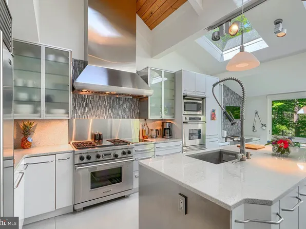 2504 Stone Mill Rd, Baltimore, MD 21208
