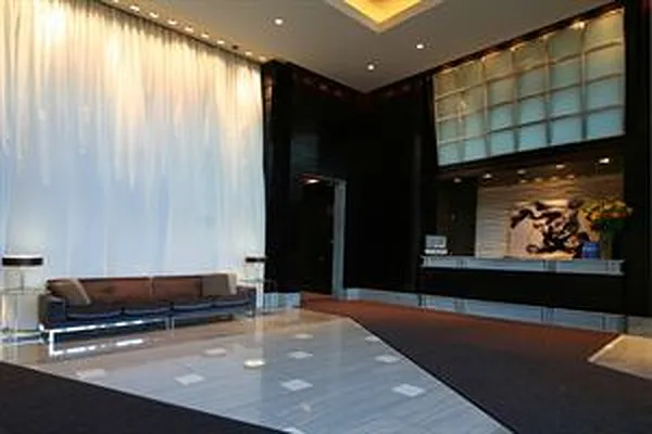 Rented by Douglas Elliman | media 22
