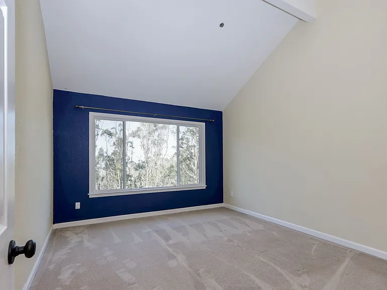 216 Greenview Dr — Photo 30