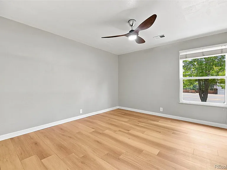 1612 Cottonwood Dr #13W — Photo 9