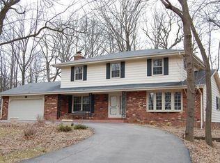 130 S Eastmoor Ave, Brookfield, WI 53005