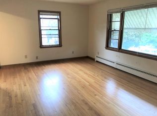 509 Oak St APT 4, Madison, WI 53704