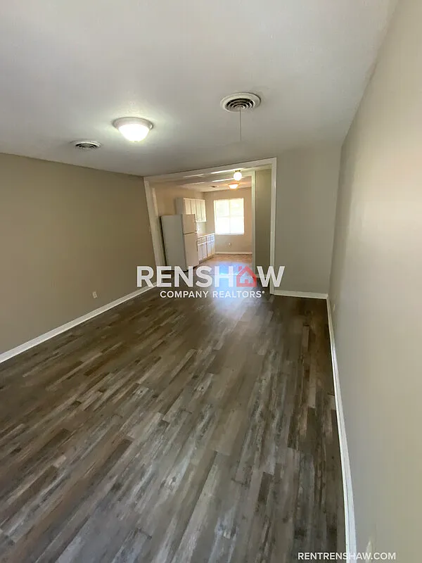 2 bed, 1.0 bath, 740 sqft, $800 — Photo 4