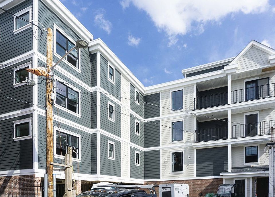 1st image of 7 Trenton St #1F
