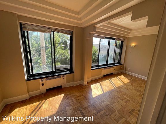 2nd image of 2121 E Capitol Dr APT 303