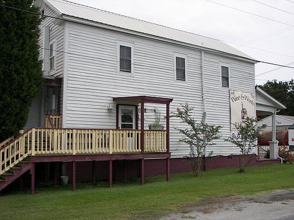 4th image of 571 Pamlico St