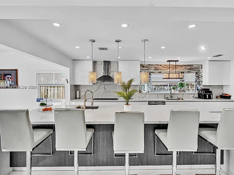 3877 Bimini Ave — Photo 12