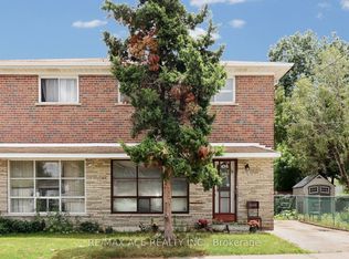 116 Elnathan Cres, Toronto, ON M9L2G3