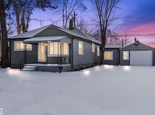 8236 Jackson Ave, Warren, MI 48089