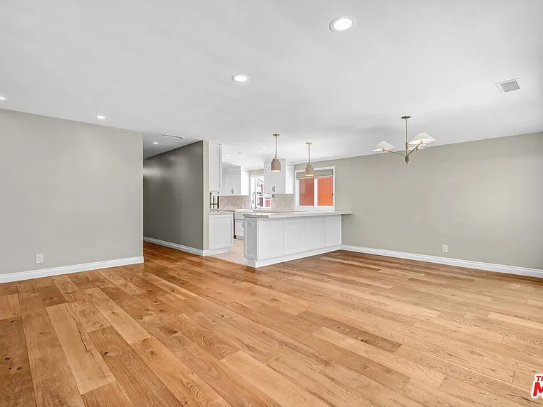 2855 Dunleer Pl — Photo 4