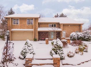 17144 Misty Lake Dr, Strongsville, OH
