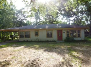1208 Cullen Dr, Bastrop, LA 71220