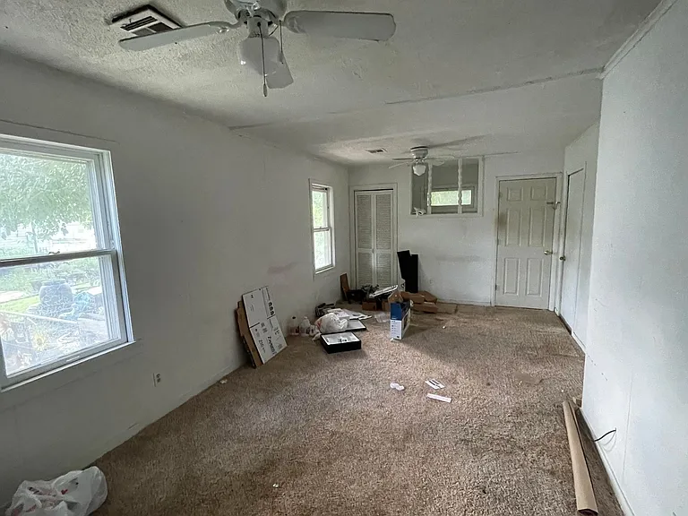 204 W Kittyhawk Dr — Photo 4