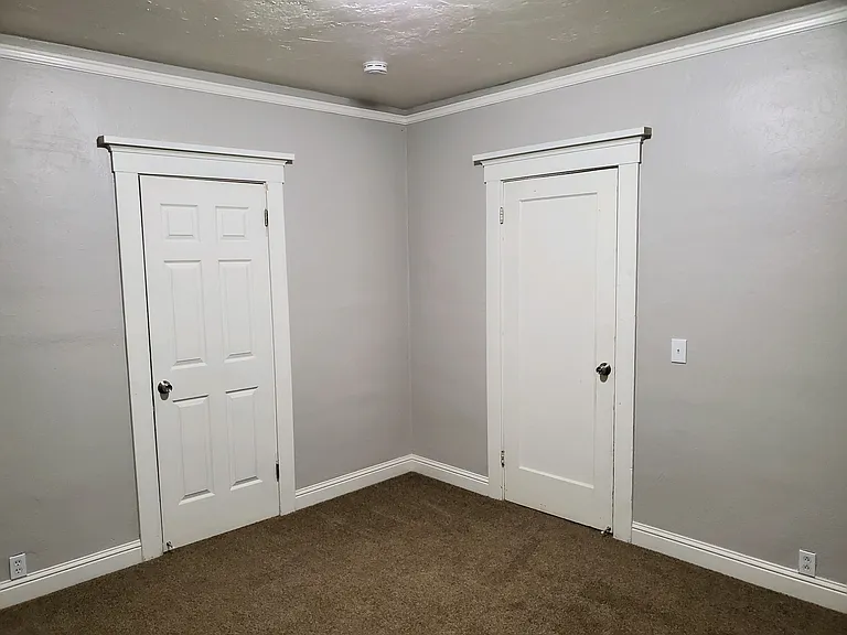 3024 E Illinois Ave — Photo 9