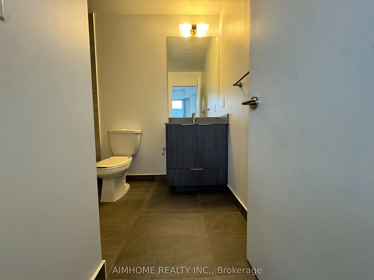 2 bed, $2,400 — Photo 3