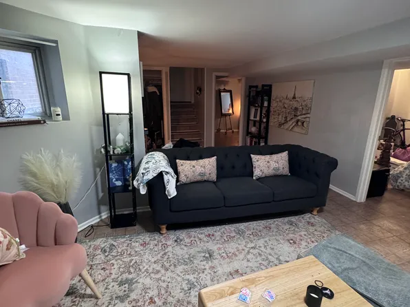 4235 N Wolcott Ave, Chicago, IL 60613